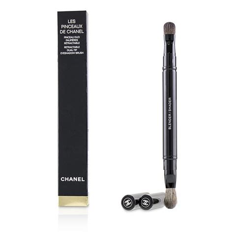 les pinceaux de chanel retractable dual-head brush|chanel dual eyeshadow brush.